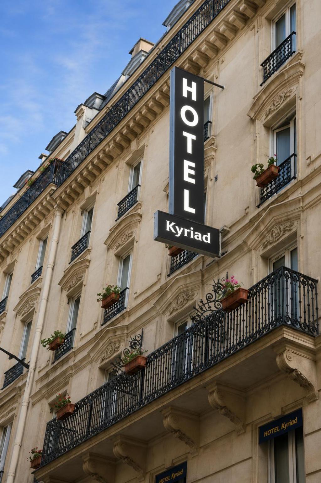 Kyriad Xiii Italie Gobelins
